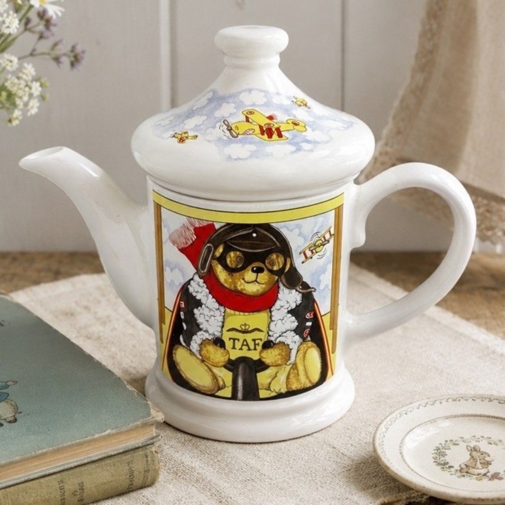 Wade Alex the Aviator Teapot Judith Wootton Made in England Bear Pilot Vintage